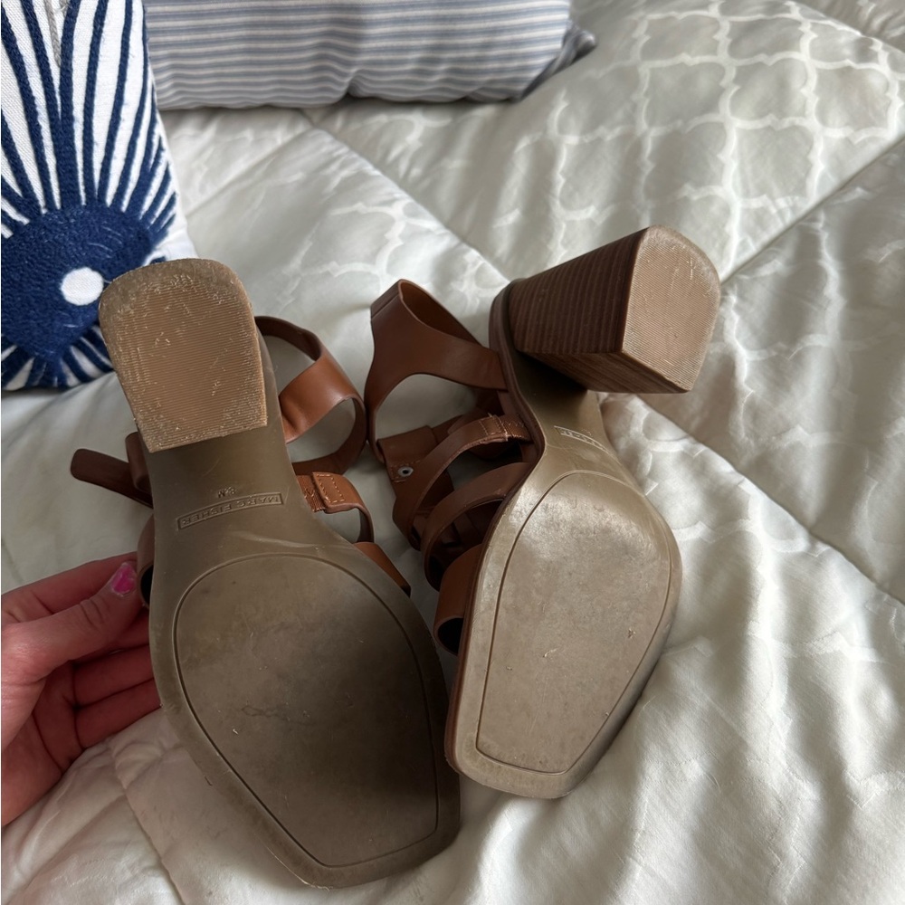 Marc Fisher Brown Leather Chunky Heeled Sandals - Picture 5 of 5